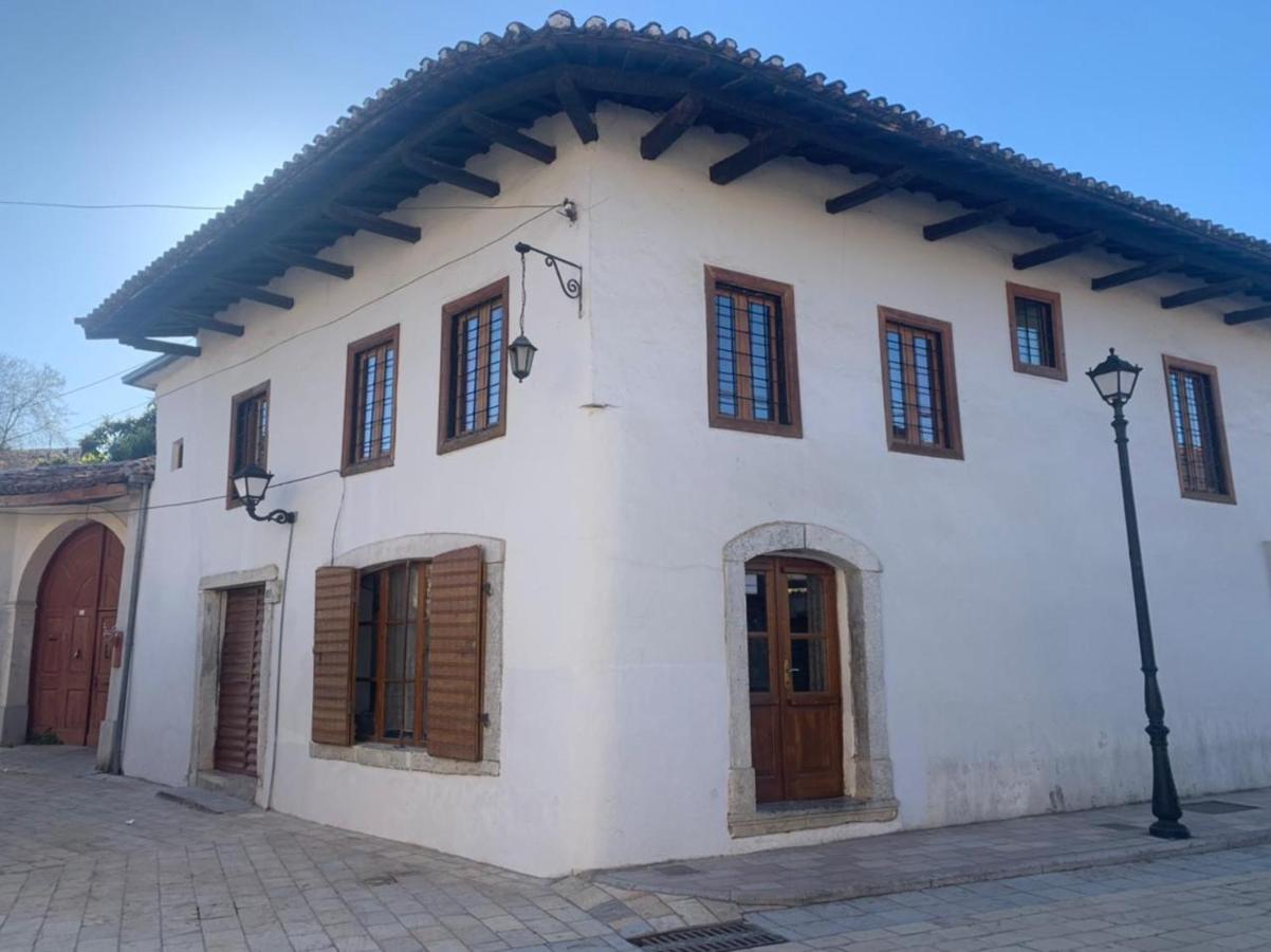 Rooms For Rent Shkoder Exterior photo