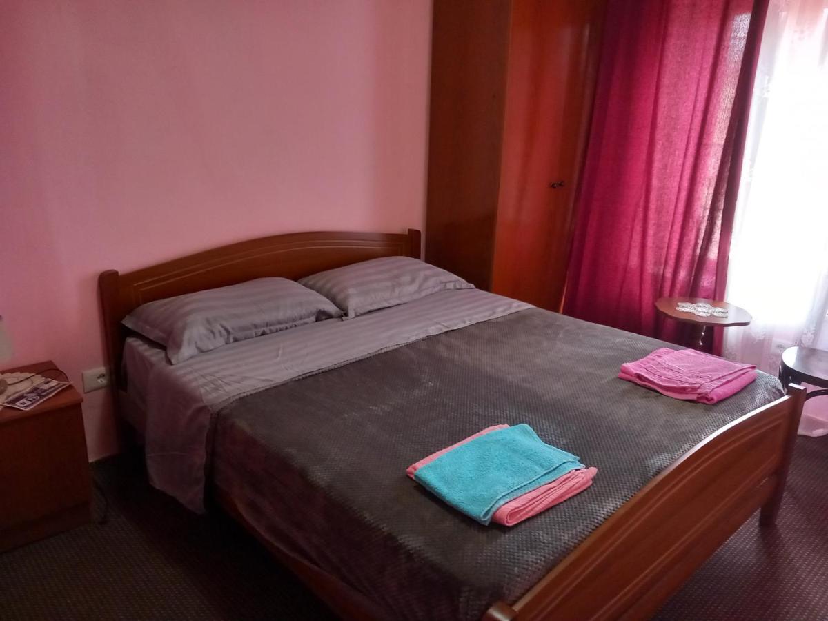 Rooms For Rent Shkoder Exterior photo