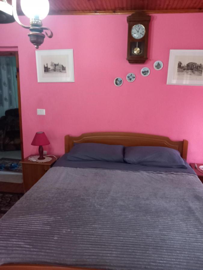 Rooms For Rent Shkoder Exterior photo