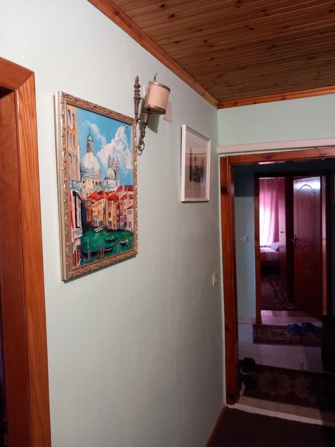 Rooms For Rent Shkoder Exterior photo