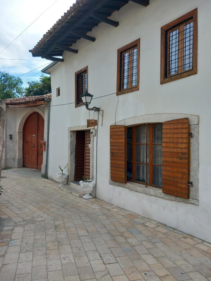 Rooms For Rent Shkoder Exterior photo