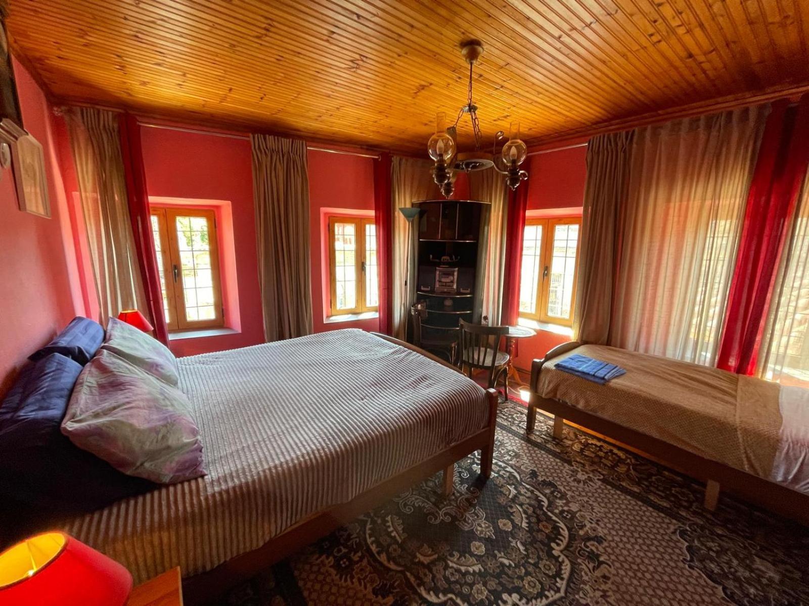 Rooms For Rent Shkoder Exterior photo